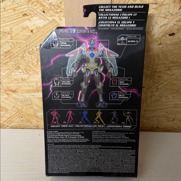 Saban's Power Rangers Pink Ranger Action Figure - Limited Edition - Picture 2 of 11